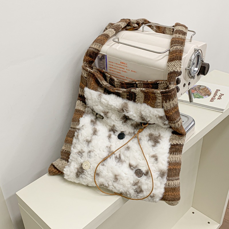 Melkkatoen Patchwork Plaid Has - Interior Design Japanese recensie en prijs